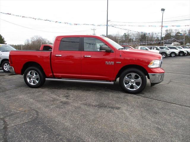 2017 RAM 1500 Big Horn Crew Cab 4x4 57 Box