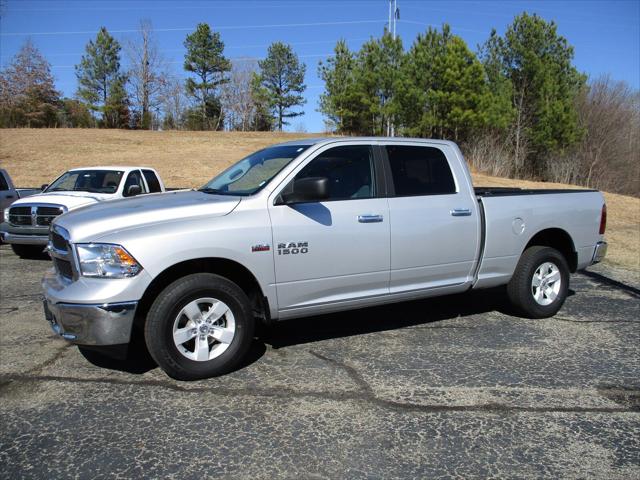 2017 RAM 1500 SLT Crew Cab 4x4 64 Box