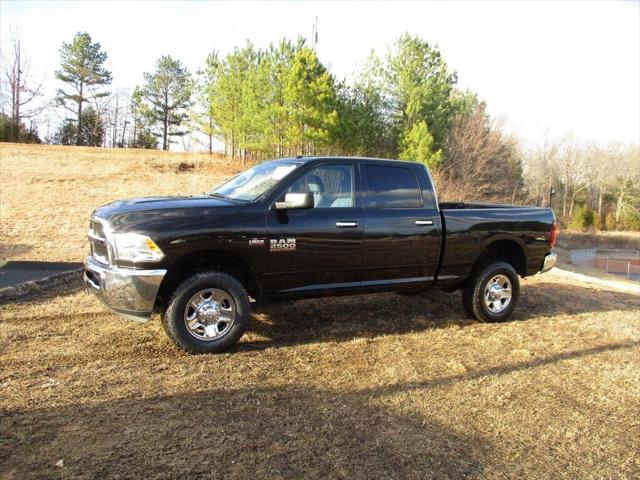 2017 RAM 2500 SLT Crew Cab 4x4 64 Box