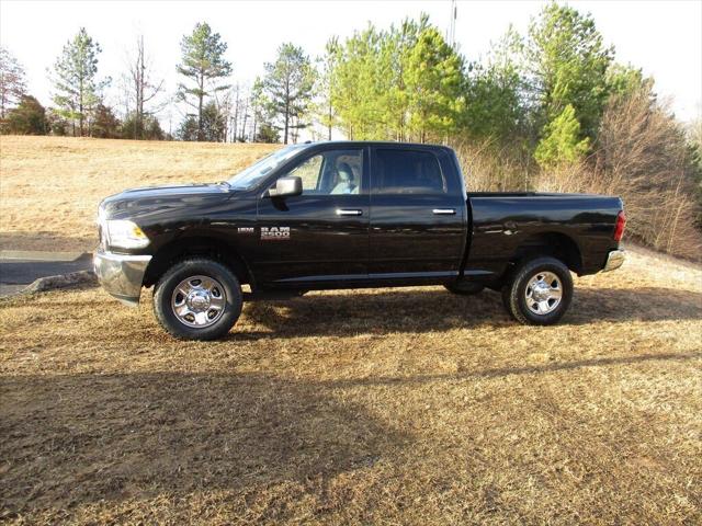 2017 RAM 2500 SLT Crew Cab 4x4 64 Box