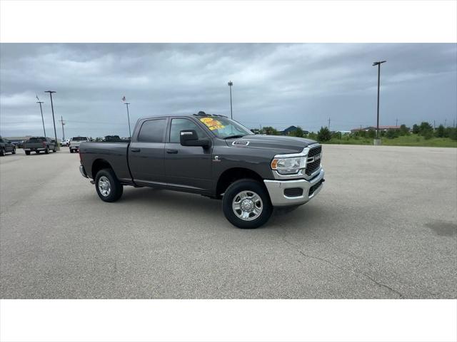 2023 RAM 2500 Tradesman Crew Cab 4x4 64 Box