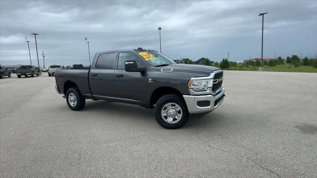 2023 RAM 2500 Tradesman Crew Cab 4x4 64 Box