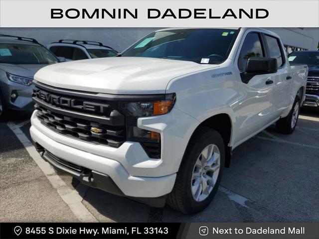 2022 Chevrolet Silverado 1500 4WD Crew Cab Short Bed Custom