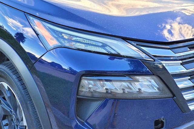 2024 Nissan Rogue SV FWD