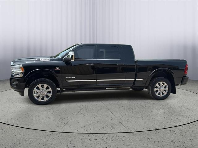 2023 RAM 3500 Limited Mega Cab 4x4 64 Box 2023 RAM 3500 Limited Mega Cab 4x4 64 Box