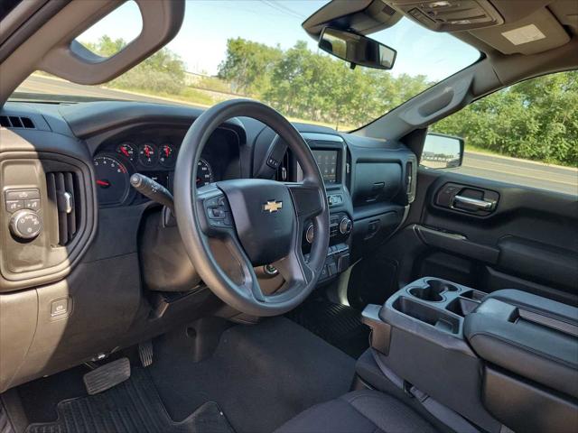 2022 Chevrolet Silverado 1500 2WD Crew Cab Short Bed Custom