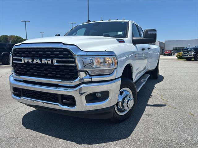 2024 RAM 3500 Big Horn Crew Cab 4x4 8 Box