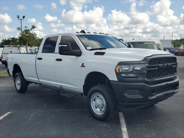 2024 RAM 2500 Tradesman Crew Cab 4x4 8 Box