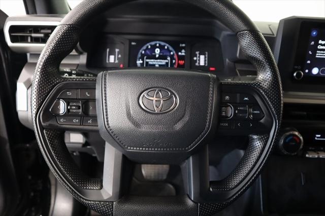 2024 Toyota Tacoma SR5 4WD
