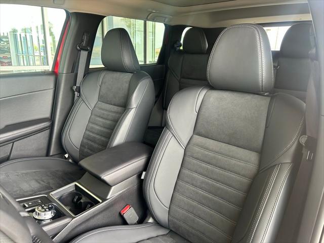 2025 Mitsubishi Outlander PHEV SE S-AWC