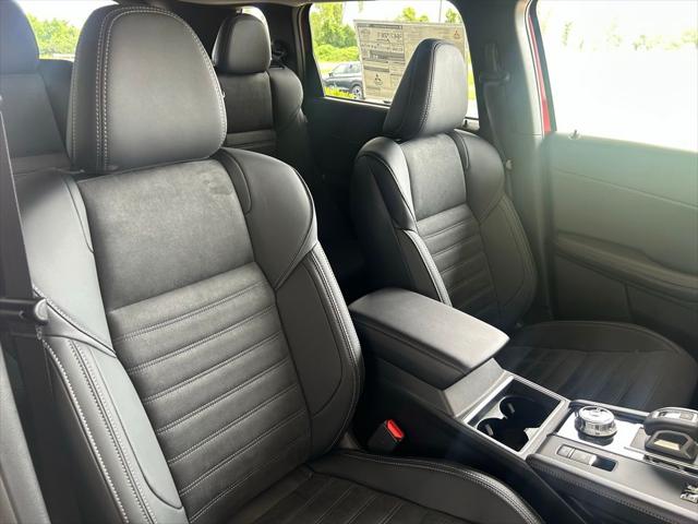 2025 Mitsubishi Outlander PHEV SE S-AWC