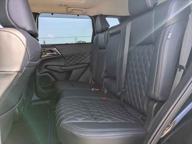 2025 Mitsubishi Outlander PHEV SEL S-AWC