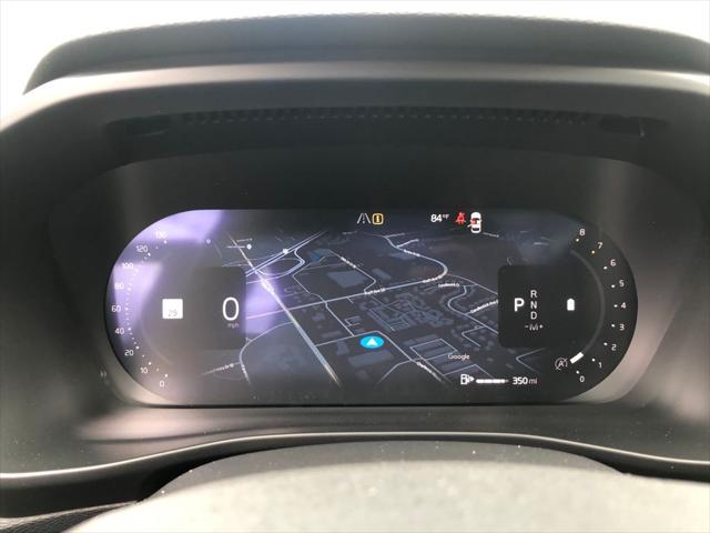 2026 Volvo XC40 Core, B5 AWD Gas (mild hybrid), Dark