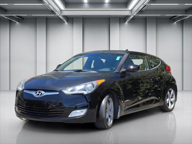 2014 Hyundai Veloster Base w/Black