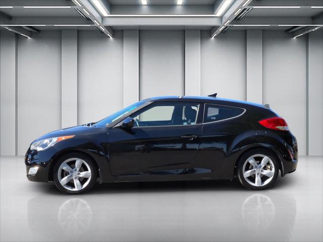 2014 Hyundai Veloster Base w/Black