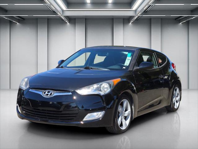 2014 Hyundai Veloster Base w/Black