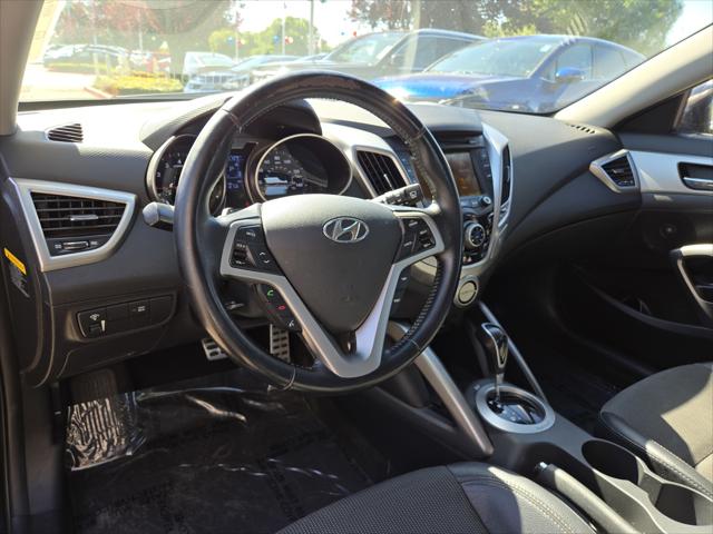 2014 Hyundai Veloster Base w/Black