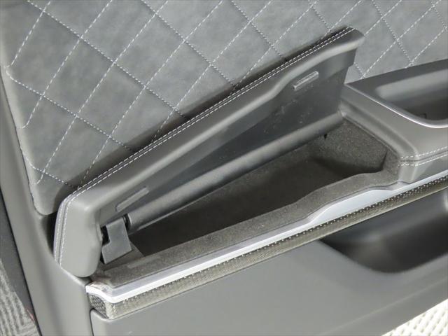 2025 Audi S8 TFSI quattro Tiptronic
