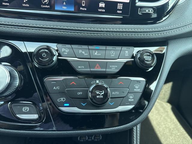 2025 Chrysler Pacifica Limited