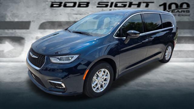 2025 Chrysler Pacifica PACIFICA SELECT
