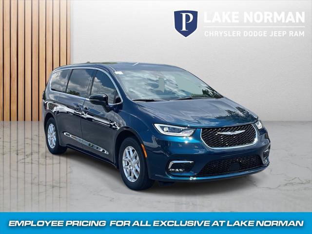 2025 Chrysler Pacifica PACIFICA SELECT