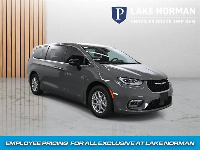 2025 Chrysler Pacifica PACIFICA SELECT