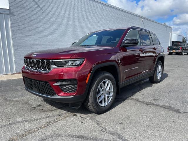 2025 Jeep Grand Cherokee GRAND CHEROKEE LAREDO X 4X4