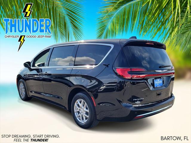 2025 Chrysler Pacifica PACIFICA SELECT