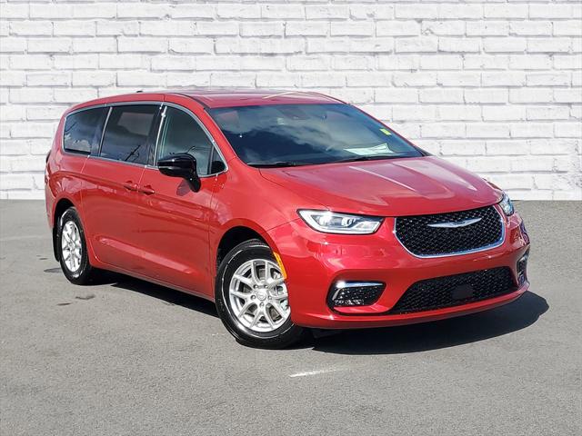 2025 Chrysler Pacifica PACIFICA SELECT