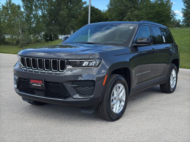 2025 Jeep Grand Cherokee GRAND CHEROKEE LAREDO X 4X4