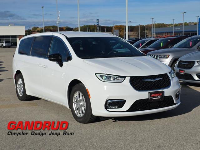 2025 Chrysler Pacifica PACIFICA SELECT 2025 Chrysler Pacifica PACIFICA SELECT