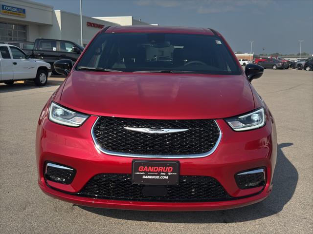 2025 Chrysler Pacifica PACIFICA SELECT