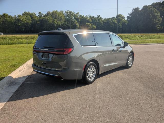 2025 Chrysler Pacifica PACIFICA SELECT