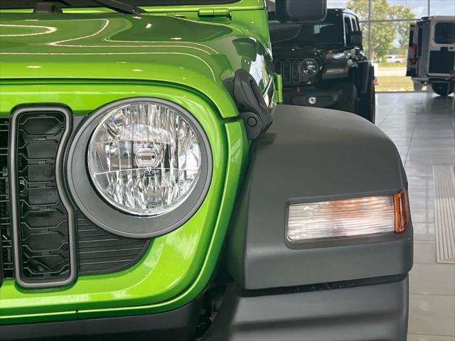 2025 Jeep Wrangler 4-Door Summit 4x4