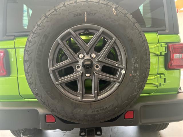 2025 Jeep Wrangler 4-Door Summit 4x4