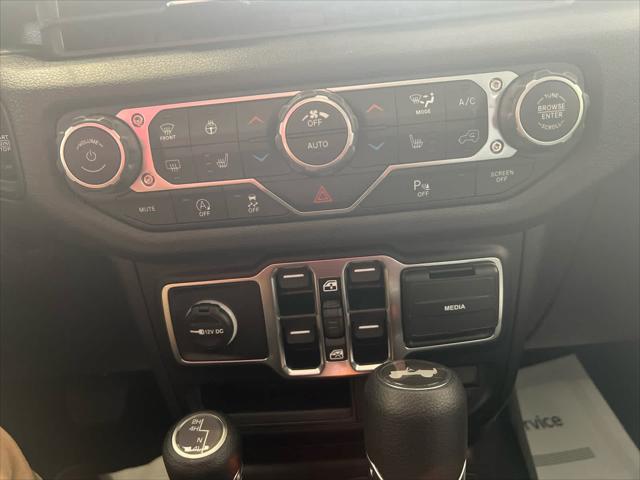 2025 Jeep Wrangler 4-Door Summit 4x4