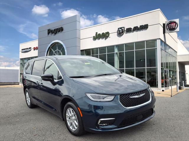 2025 Chrysler Pacifica PACIFICA SELECT