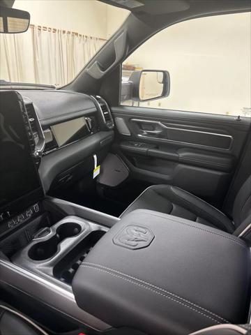 2026 Ram 1500 Laramie Crew Cab 4x4 5'7" Box