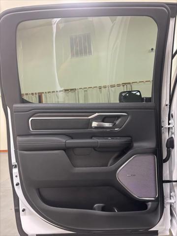 2026 Ram 1500 Laramie Crew Cab 4x4 5'7" Box