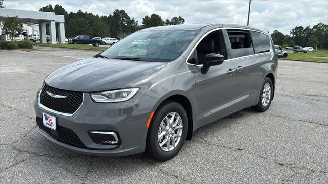 2025 Chrysler Pacifica PACIFICA SELECT