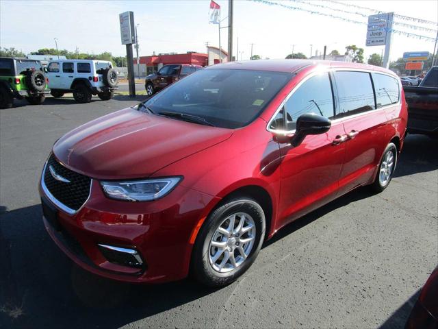 2025 Chrysler Pacifica PACIFICA SELECT