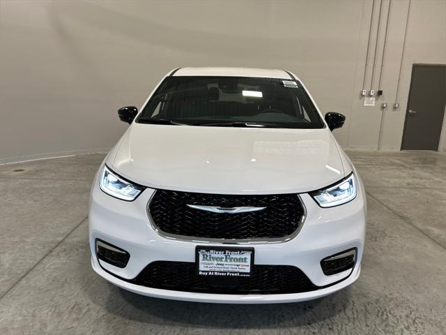 2025 Chrysler Pacifica PACIFICA SELECT
