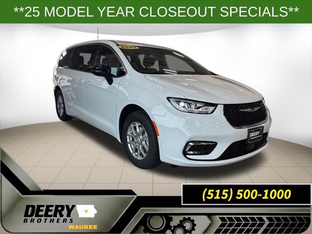 2025 Chrysler Pacifica PACIFICA SELECT