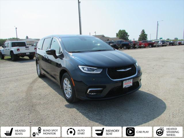 2025 Chrysler Pacifica PACIFICA SELECT