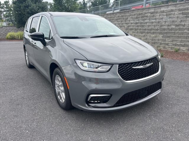 2025 Chrysler Pacifica PACIFICA SELECT
