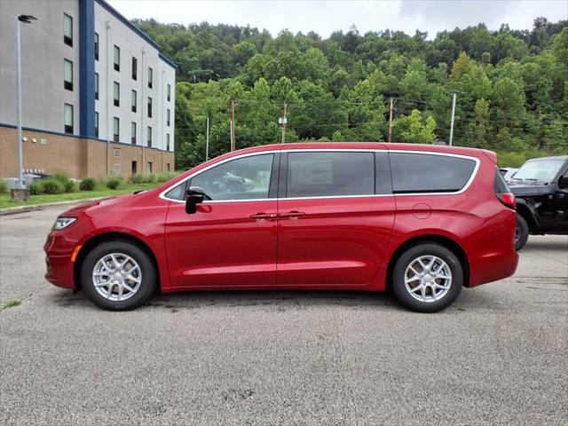 2025 Chrysler Pacifica PACIFICA SELECT