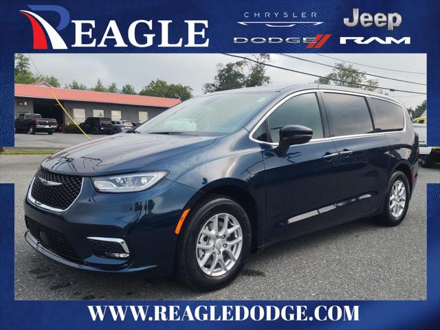2025 Chrysler Pacifica PACIFICA SELECT