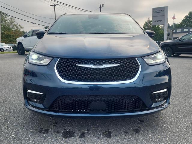 2025 Chrysler Pacifica PACIFICA SELECT