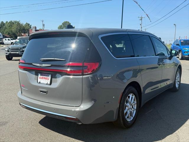 2025 Chrysler Pacifica PACIFICA SELECT