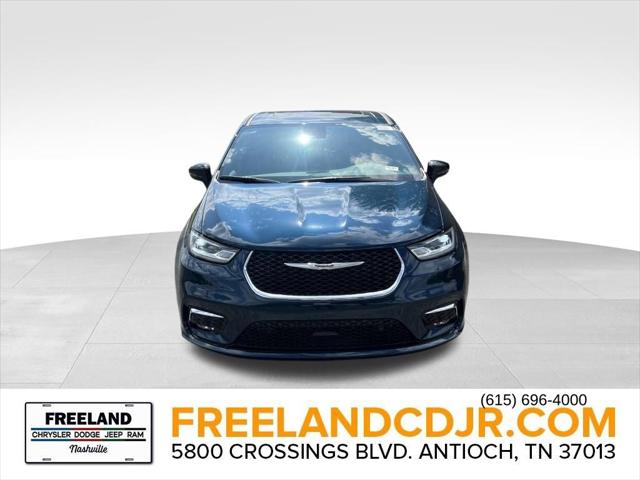 2025 Chrysler Pacifica PACIFICA SELECT